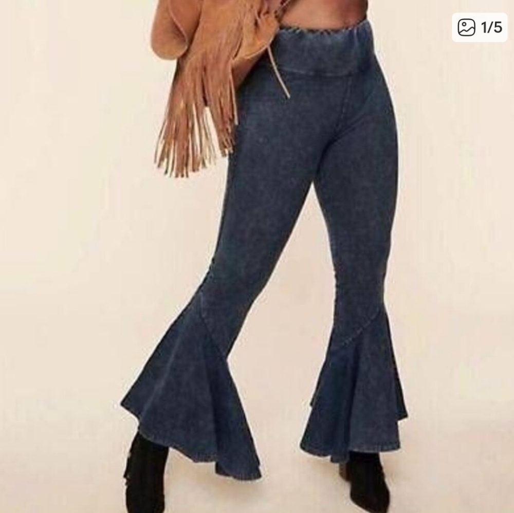 Earthbound Women's Flared Denim Color Leggings_Med